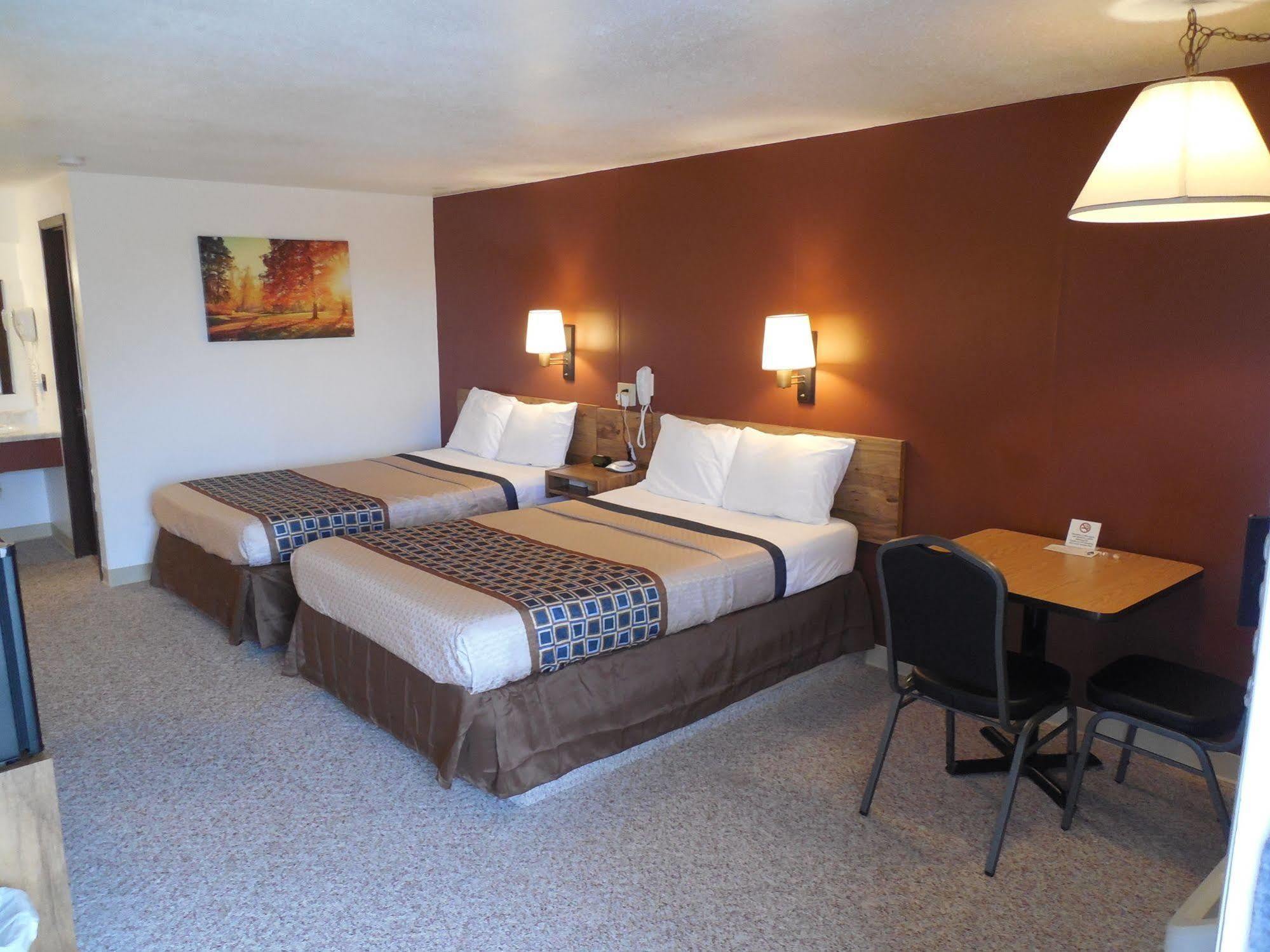 Motel 70 High Hill Bagian luar foto